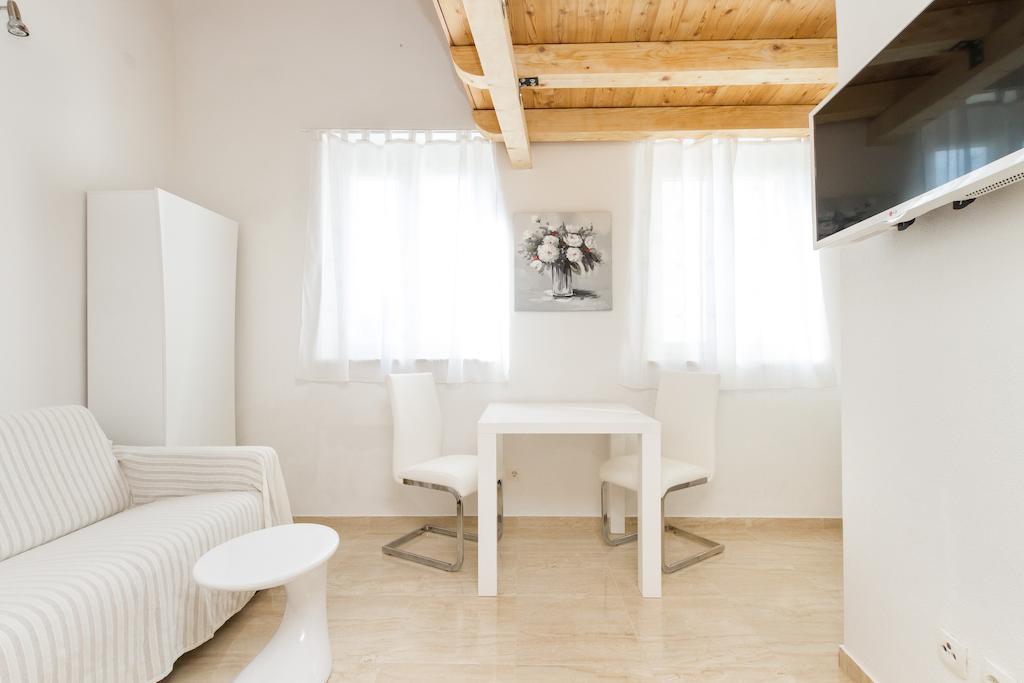 Apartments Vica Šibenik Zimmer foto