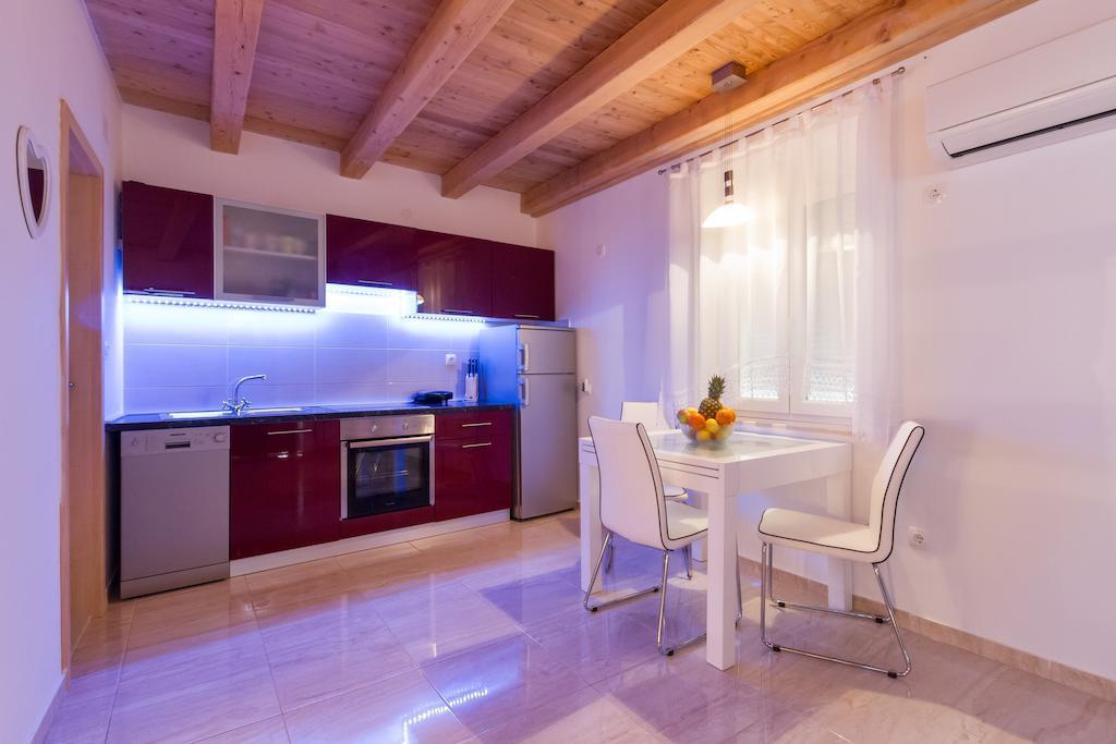 Apartments Vica Šibenik Zimmer foto