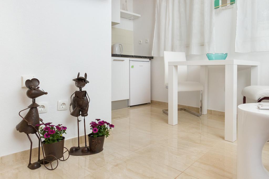 Apartments Vica Šibenik Zimmer foto
